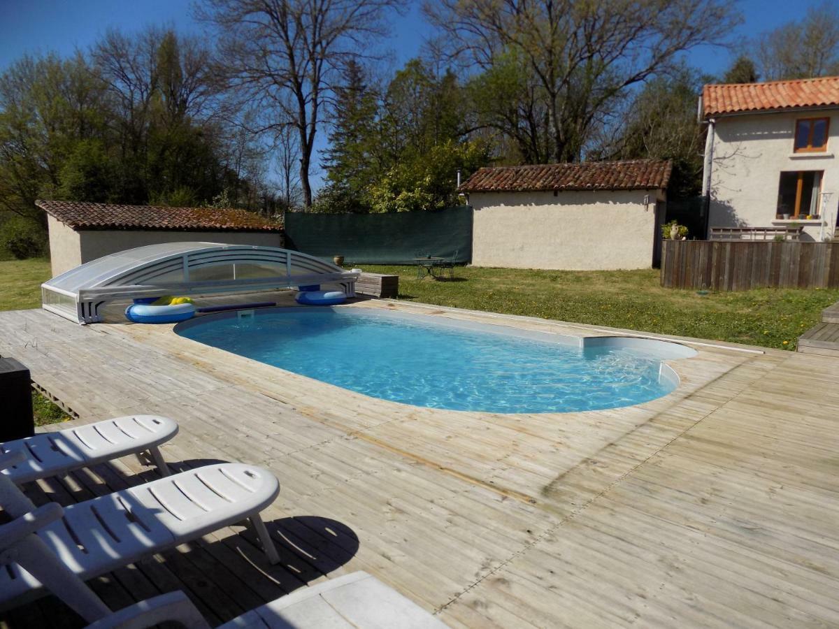 B&B Chez Phil Et Cathy Soudat Dış mekan fotoğraf